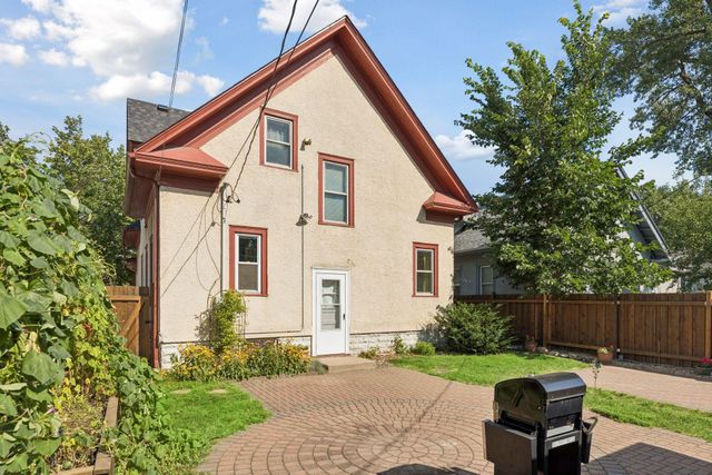 4027 Penn Avenue N, Minneapolis, MN 55412