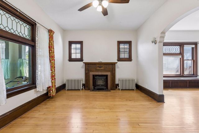 4027 Penn Avenue N, Minneapolis, MN 55412