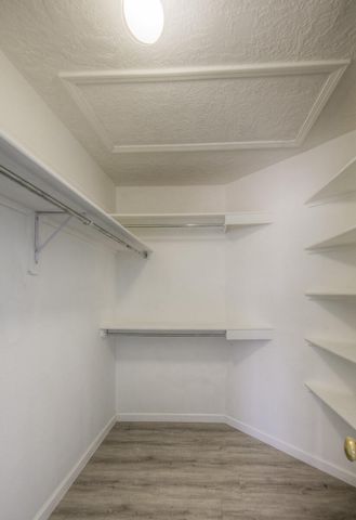 1120 Los Padres Street SE, Albuquerque, NM 87123