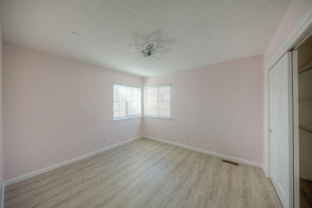 1120 Los Padres Street SE, Albuquerque, NM 87123