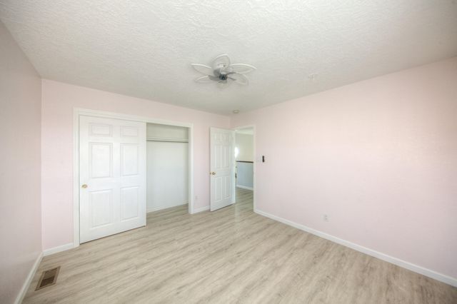 1120 Los Padres Street SE, Albuquerque, NM 87123