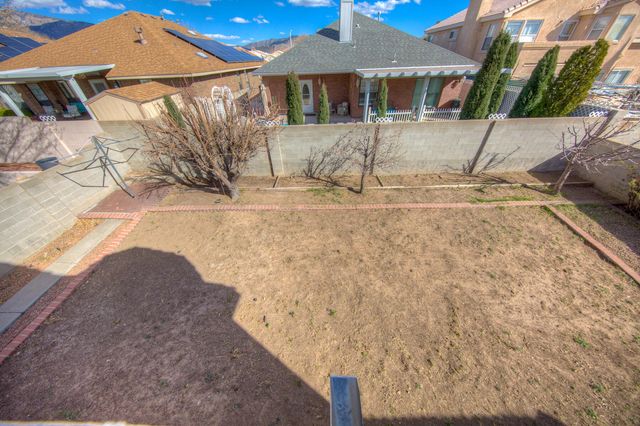 1120 Los Padres Street SE, Albuquerque, NM 87123