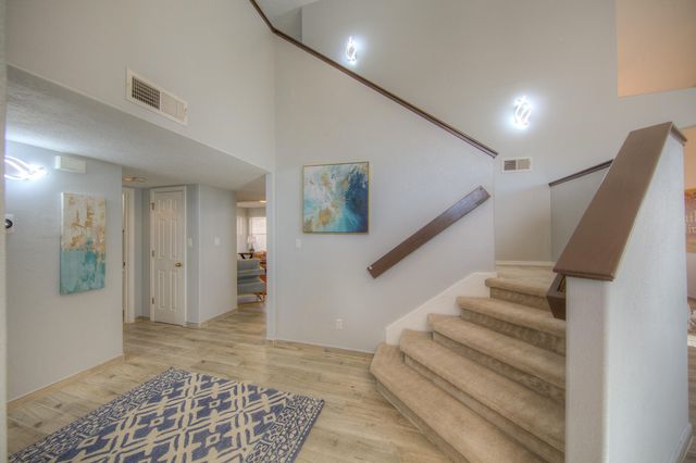 1120 Los Padres Street SE, Albuquerque, NM 87123