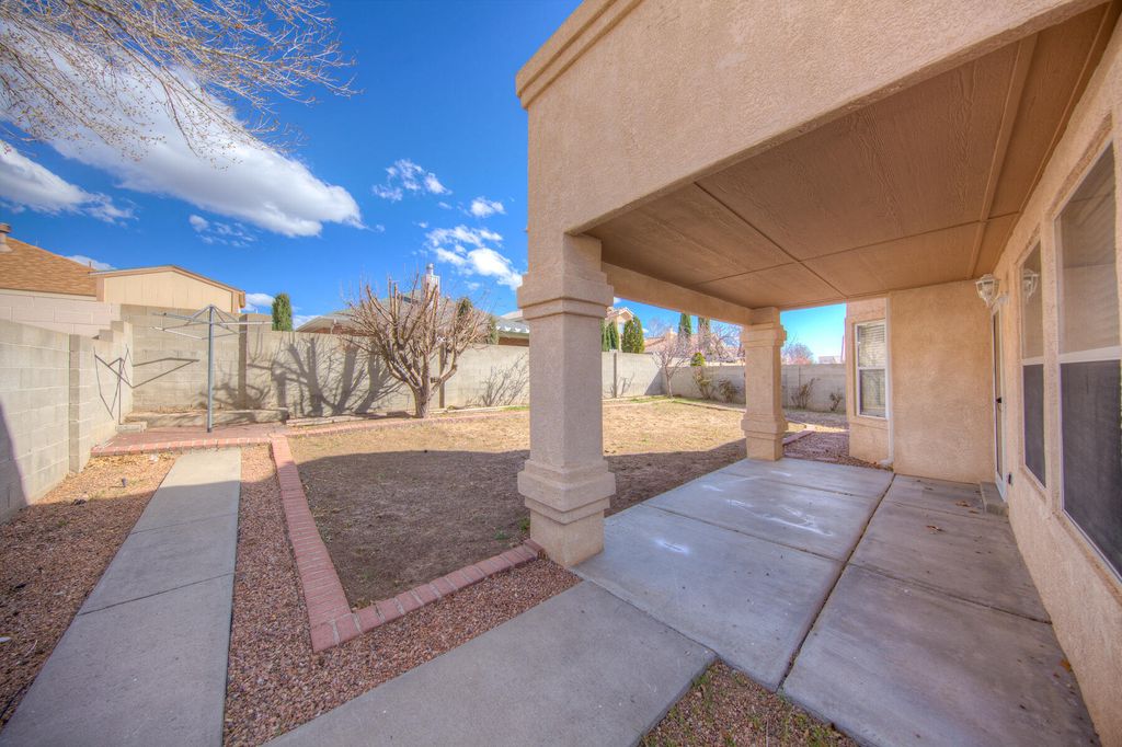 Image 61 of property listing at 1120 Los Padres Street SE, Albuquerque, NM 87123