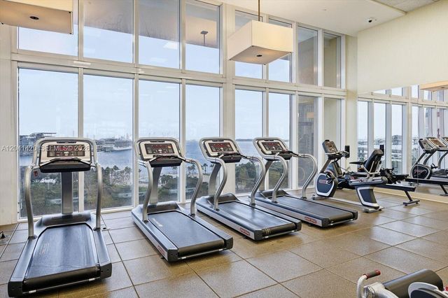 50 Biscayne Boulevard 4603, Miami, FL 33132