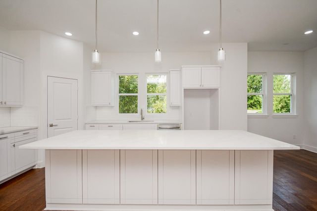 426 Sikes Street A, Houston, TX 77018