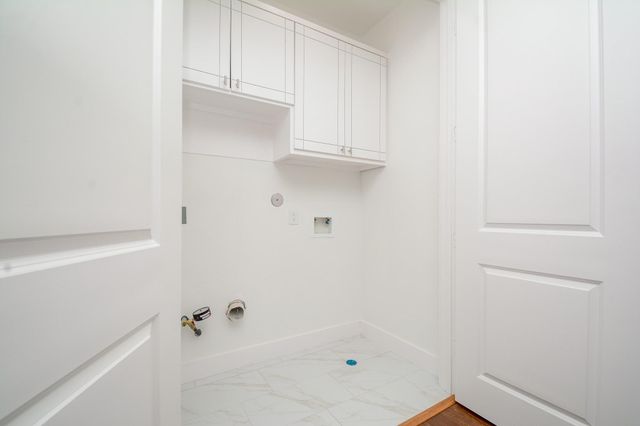 426 Sikes Street A, Houston, TX 77018