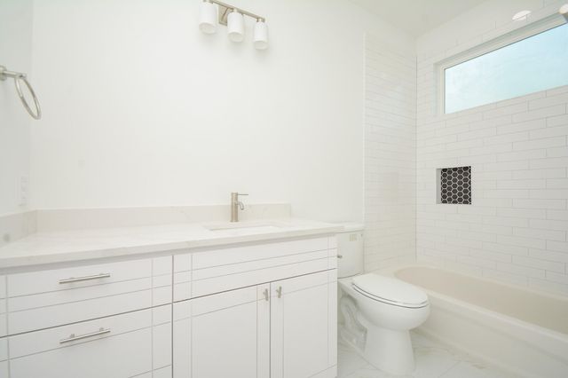 426 Sikes Street A, Houston, TX 77018