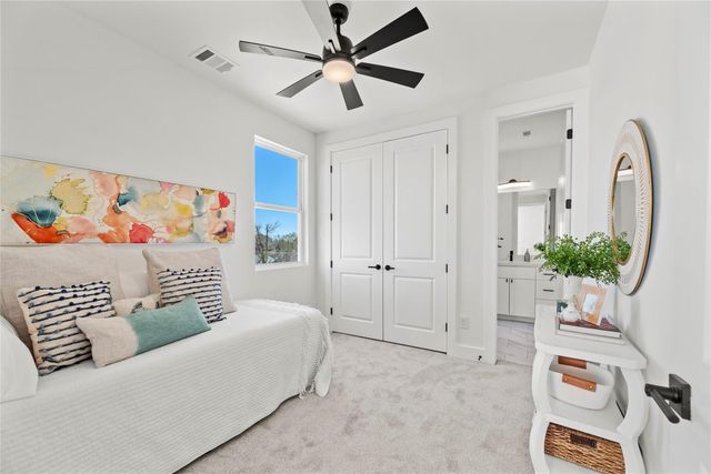 426 Sikes Street A, Houston, TX 77018