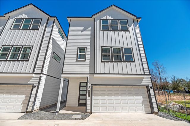 426 Sikes Street A, Houston, TX 77018