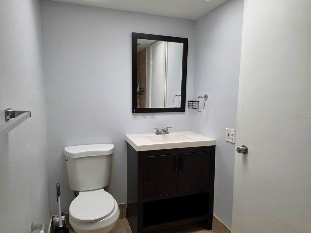 Image 11 of property listing at 4712 MARINE PARKWAY 206, New Port Richey, FL 34652