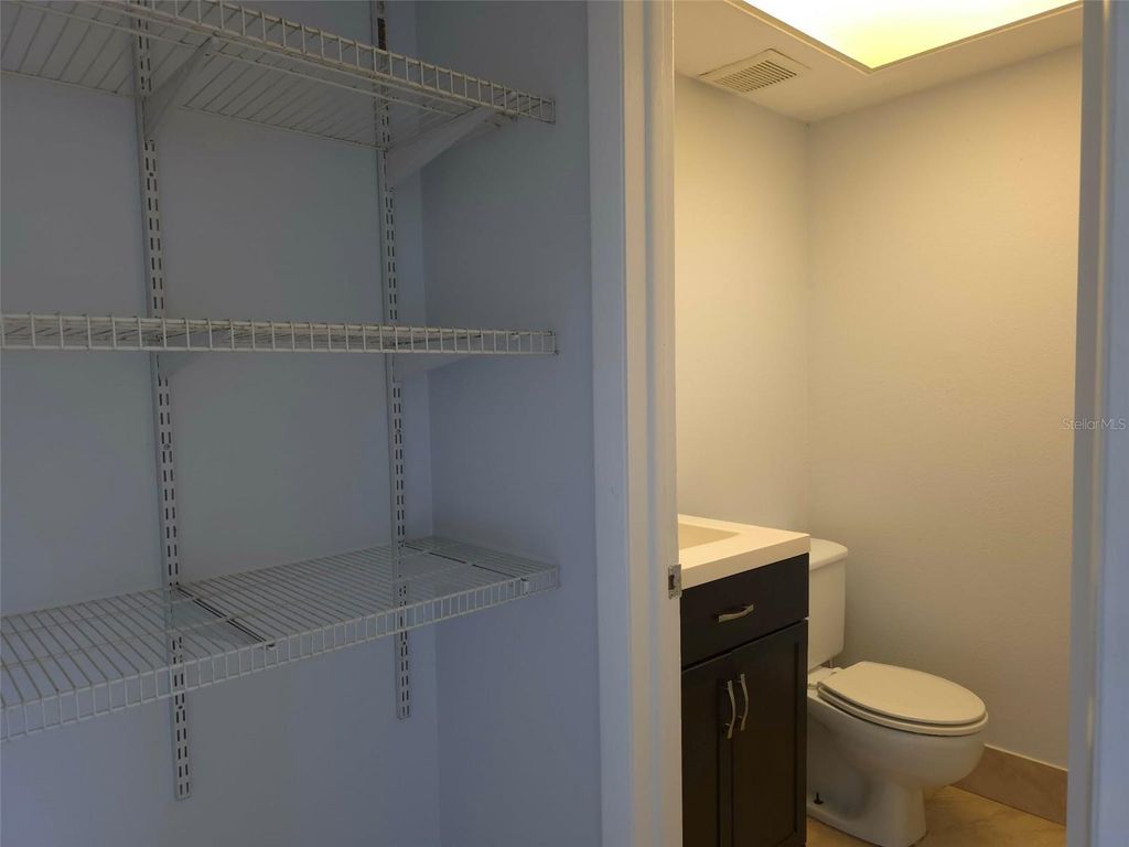 Image 15 of property listing at 4712 MARINE PARKWAY 206, New Port Richey, FL 34652