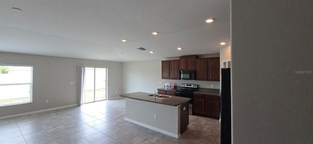 2216 4TH STREET SW, Ruskin, FL 33570