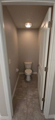 2216 4TH STREET SW, Ruskin, FL 33570