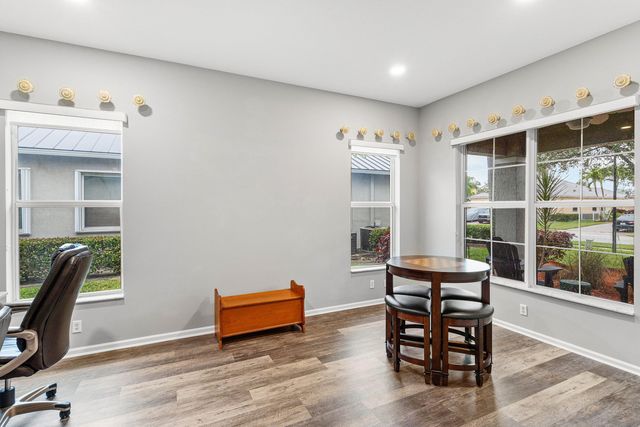 8948 New Hope Court, West Palm Beach, FL 33411