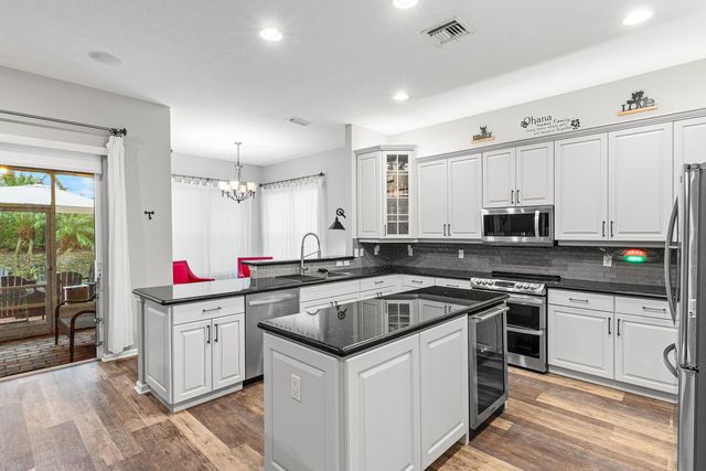 8948 New Hope Court, West Palm Beach, FL 33411