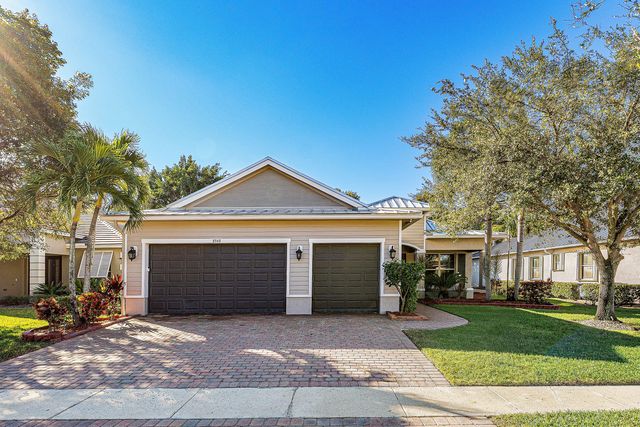 8948 New Hope Court, West Palm Beach, FL 33411