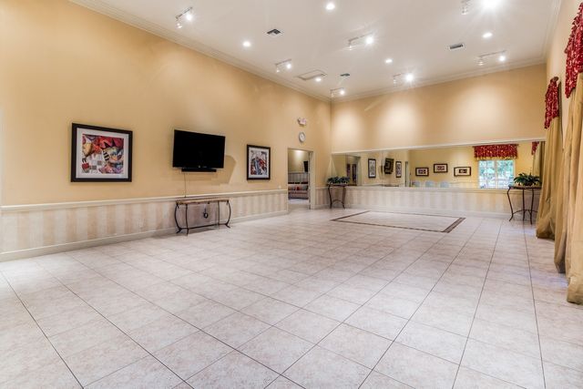 8948 New Hope Court, West Palm Beach, FL 33411