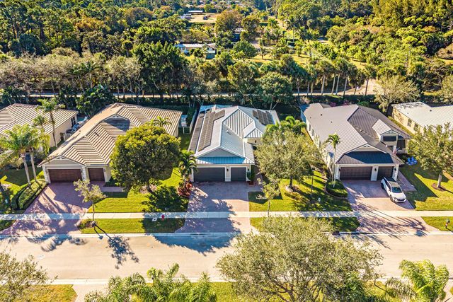 8948 New Hope Court, West Palm Beach, FL 33411