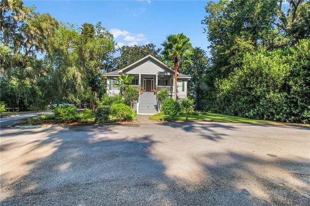 1861 NE Delegal Drive NE, Townsend, GA 31331