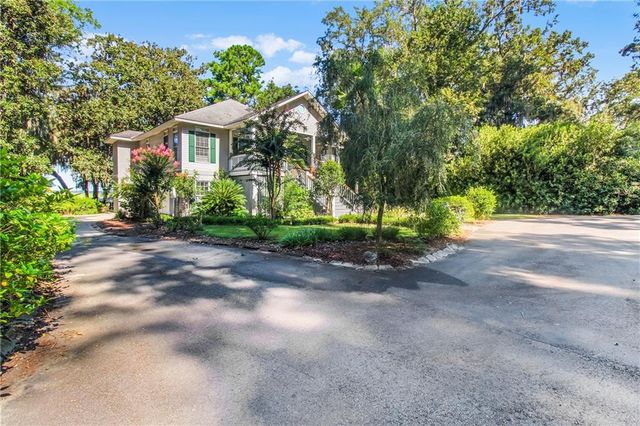 1861 NE Delegal Drive NE, Townsend, GA 31331