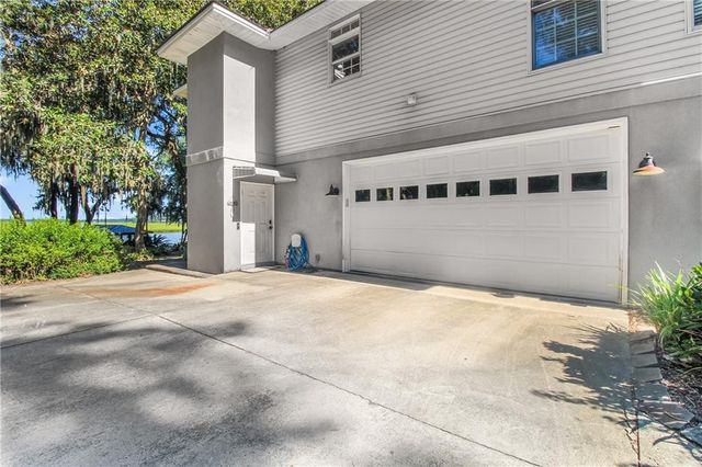 1861 NE Delegal Drive NE, Townsend, GA 31331