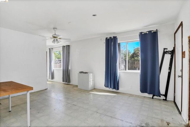 93 Atherton Ave, Pittsburg, CA 94565