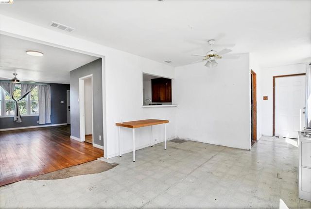 93 Atherton Ave, Pittsburg, CA 94565