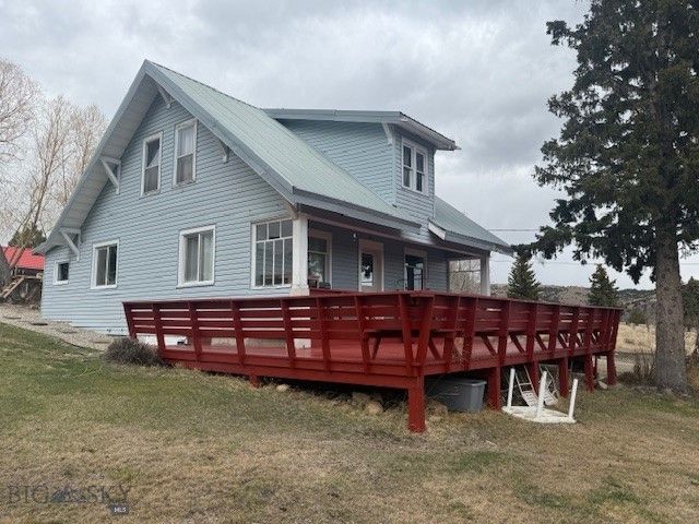 29 Cougar Drive, Anaconda, MT 59711
