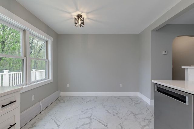 50 Piscataqua Road, Dover, NH 03820