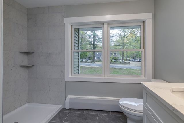 50 Piscataqua Road, Dover, NH 03820