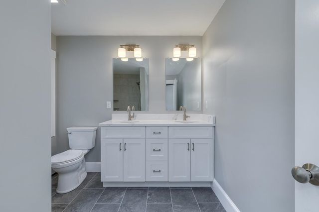 50 Piscataqua Road, Dover, NH 03820