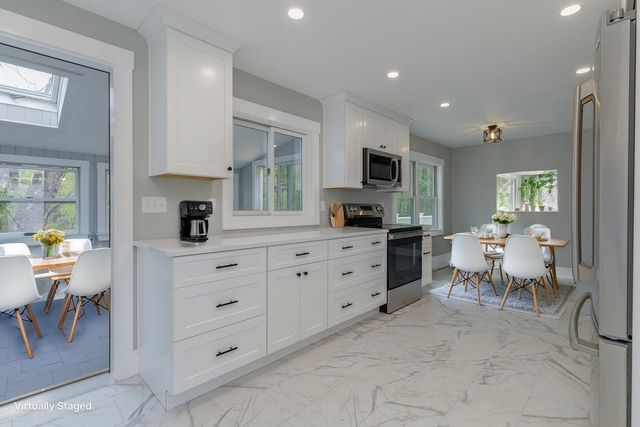 50 Piscataqua Road, Dover, NH 03820