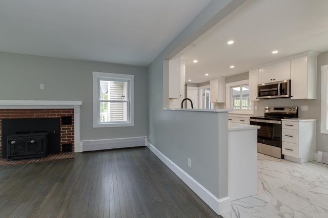 50 Piscataqua Road, Dover, NH 03820