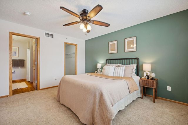 17776 66th Avenue N, Maple Grove, MN 55311