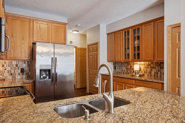 17776 66th Avenue N, Maple Grove, MN 55311