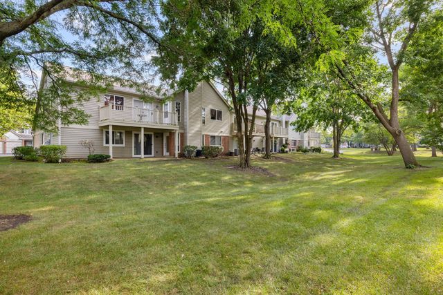1602 BRITTANY Court D1, Wheeling, IL 60090