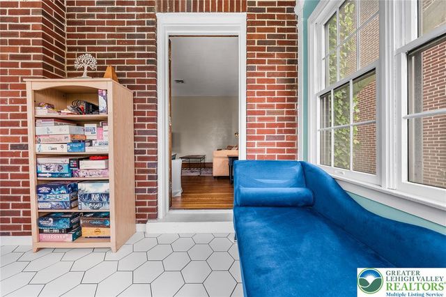 1204 West Market Street, Bethlehem City, PA 18018