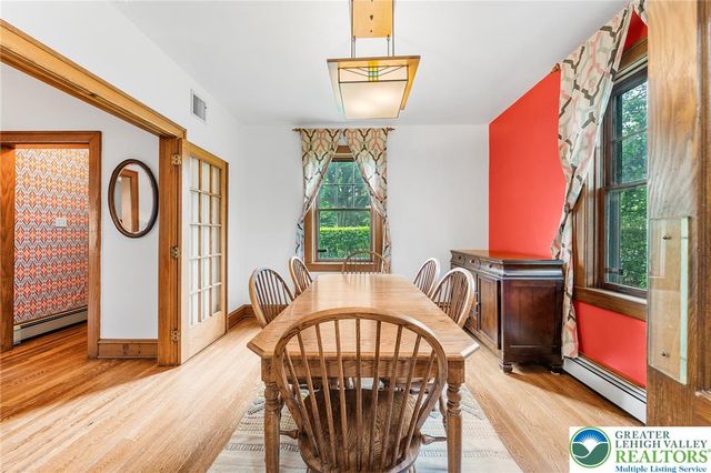 1204 West Market Street, Bethlehem City, PA 18018