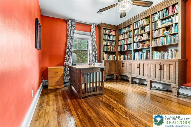 1204 West Market Street, Bethlehem City, PA 18018