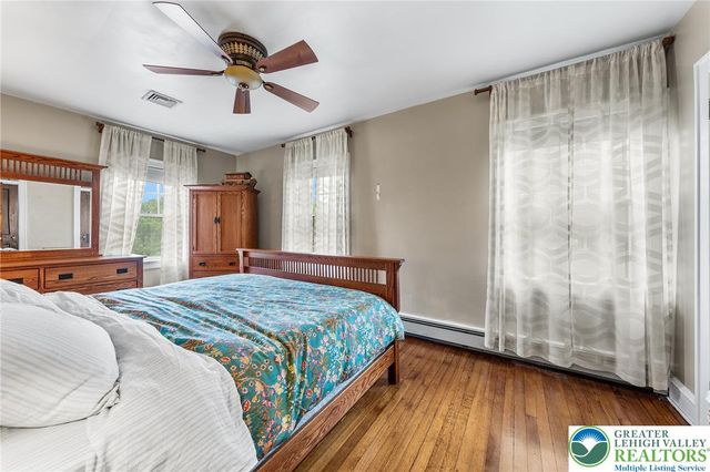 1204 West Market Street, Bethlehem City, PA 18018