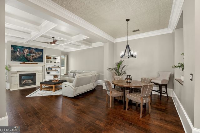 415 Falling Water Avenue, Woodstock, GA 30189
