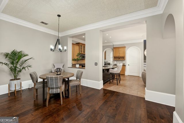 415 Falling Water Avenue, Woodstock, GA 30189