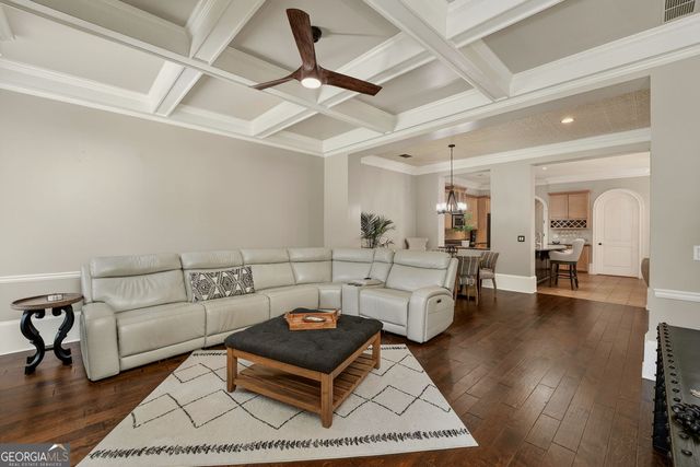 415 Falling Water Avenue, Woodstock, GA 30189