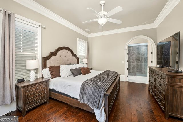 415 Falling Water Avenue, Woodstock, GA 30189