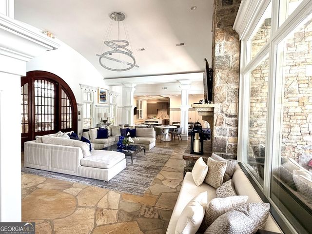 415 Falling Water Avenue, Woodstock, GA 30189