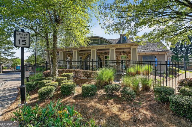 415 Falling Water Avenue, Woodstock, GA 30189
