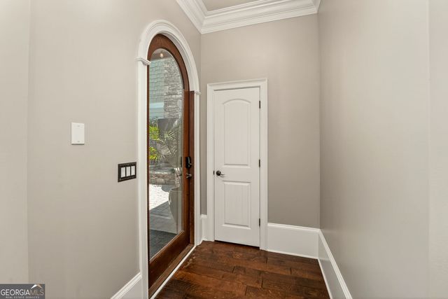 415 Falling Water Avenue, Woodstock, GA 30189