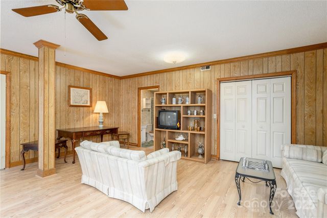 1 Westridge Court Unit B, Hendersonville, NC 28791