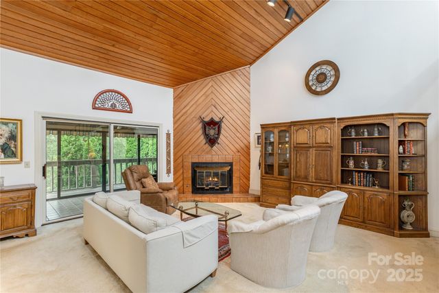 1 Westridge Court Unit B, Hendersonville, NC 28791